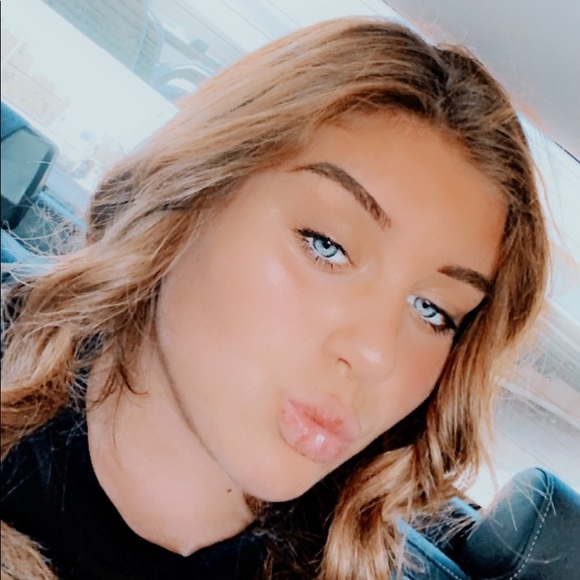 Meet your Posher, Sydney - Picture 1 of 1